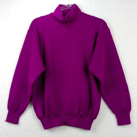 Head Sportswear, Women's Size Med. Pullover Mock Neck Sweater. - Picture 1 of 8